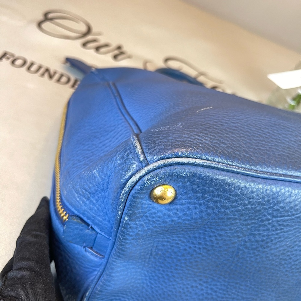 Prada blue leather Saffiano Lux Satchel Handbag - Picture 11 of 16